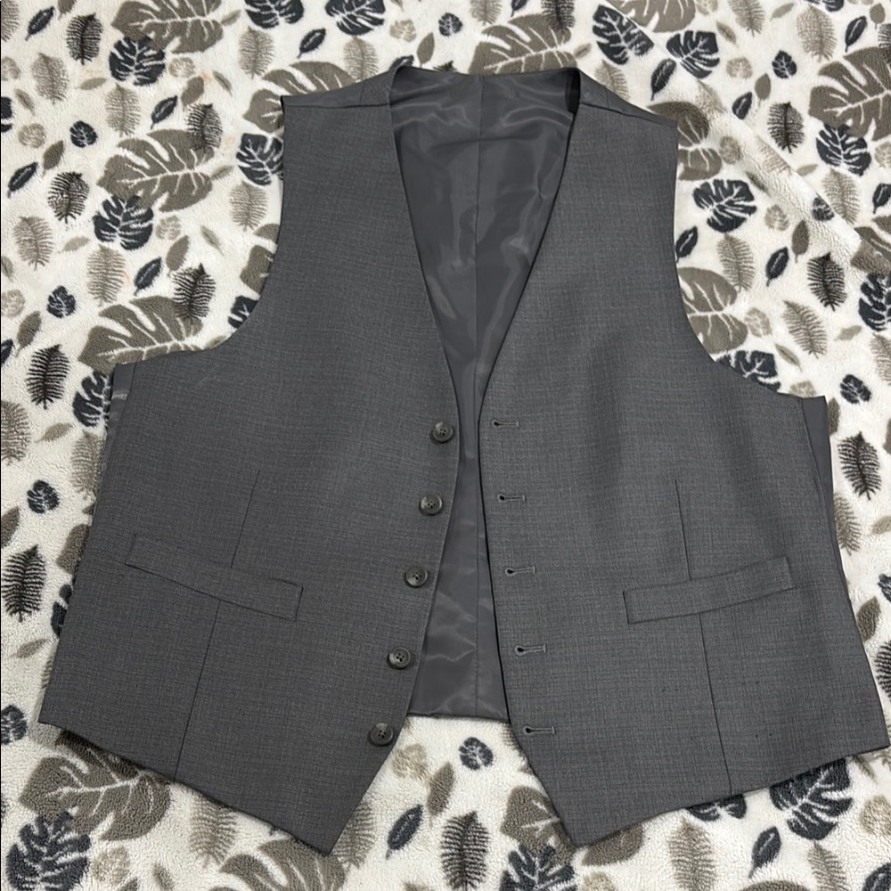 Kenneth Cole Reaction Charcoal Men's Vest